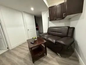 One bedroom basement apartment - Image 3