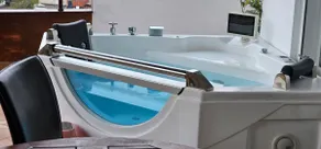 Eye luxury Penthouse with jacuzzi Sarande - Image 4