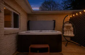 Hot Tub · Game Room ·Fire Pit · Egg Chairs ·for 14 - Image 4