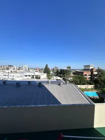 Beautiful 2-bedroom apartment, double garage - Image 5