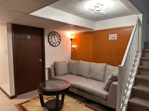 Guest Suite with 3 Bedrooms in St. Catharines - Image 2