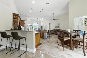 Traditional Home in Tampa - Image 2
