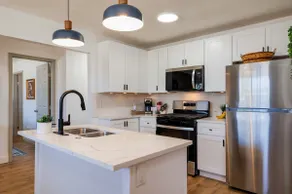 Blue Prairie Cottage | Near Fort Sill | Fast WIFI - Image 3