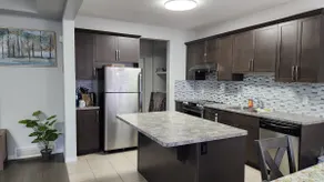 A/C Home near Airport, With Garage - Image 2