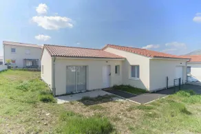 Designer house, garden and private garage - Image 2