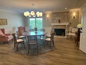 Modern and Clean Deluxe Retreat - Image 4
