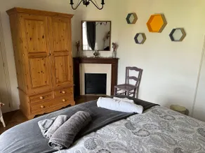 Cozy cottage in the heart of a manor. - Image 5