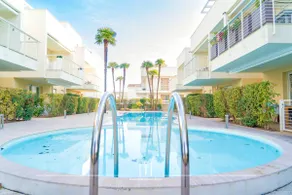 Jesolo Wave - Private Garden & Pool Retreat - Image 5