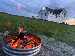 13-Acre Farmhouse / Cinema Room & Epic Stargazing - Image 4
