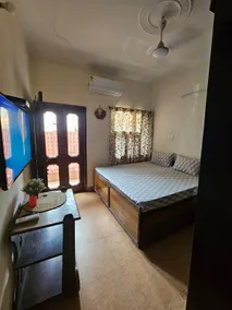 Spacious 2Bhk With Kitchen - Image 4