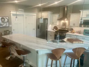 West Lawrence adults-only designer retreat - Image 2