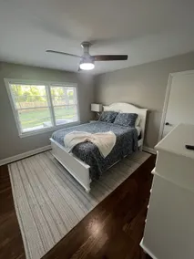Charming Home: Beach + River! 5 Min From Downtown - Image 5