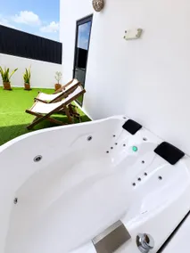 Private Suite with Terrace & Whirlpool - Image 3