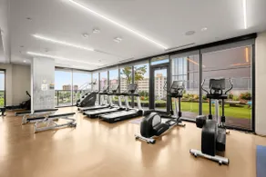 Designer Condo |Pool, Gym, Steps to Lady Bird Lake - Image 4