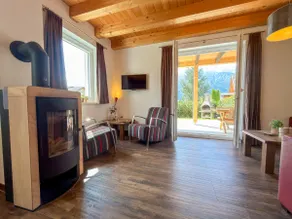 Holiday home with garden near ski slopes - Image 5