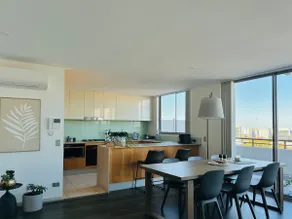 CBD Penthouse Retreat - Stunning Ocean & City View - Image 2