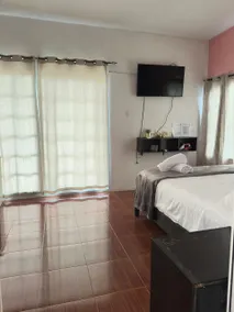 House in Puerto Barrios - Image 5