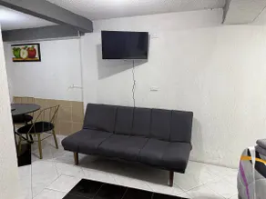 Nice mini suite, good location - Image 2