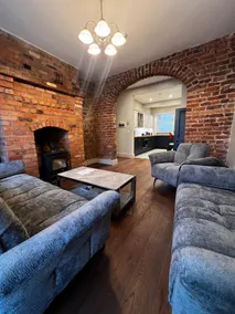 The Abbey Yard Townhouse - Image 2