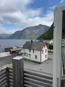 Loft apartment in Eidsdal - Image 4