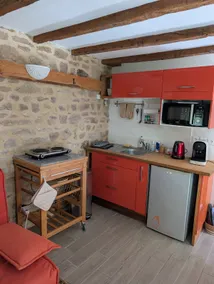 Rustic cottage in the heart of nature - Image 3