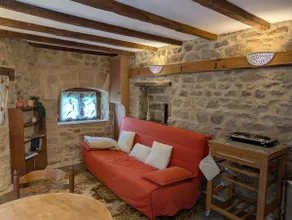 Rustic cottage in the heart of nature - Image 2