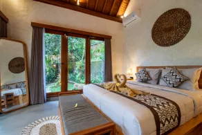 Junaya House | Nature View with Private Pool - Image 4