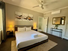 Spacious 3 Bedroom Country Getaway - Image 3