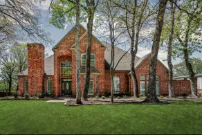 Regal Retreat - Image 2