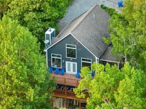 Charming Lakefront 4br/3ba Estate on Rough River! - Image 5