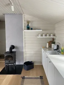 Charming cabin with conservatory - Image 3