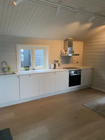 Charming cabin with conservatory - Image 2