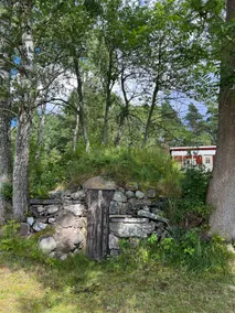 Small cottage along the pilgrim's trail - Image 4