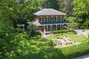 Manor on the Hill | 5BR Private Estate |Near MSU - Image 5