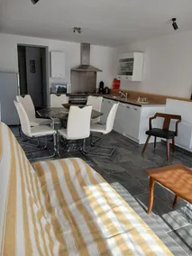 House with a private pool - Image 2