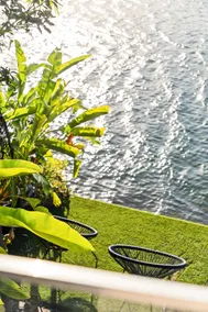 4BR & 4 Bath | Walk to Cafés & Shops| Waterfront - Image 4