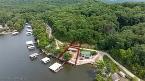 Pet Friendly, dock/ramp/water toys/sandy beach - Image 5