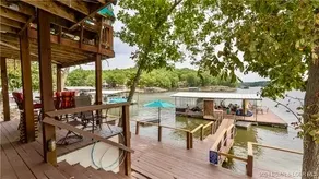 Pet Friendly, dock/ramp/water toys/sandy beach - Image 2