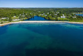 Luxury Beachfront Villa, Cleaveland Beach 71 - Image 4