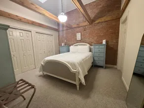 The Loft at Meridian Bridge - Image 3