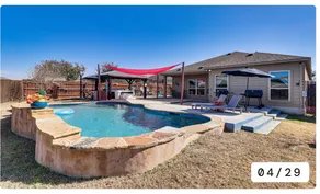 #AustinAwaySis - Image 2
