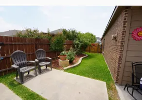 #AustinAwaySis - Image 3