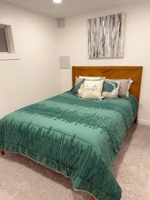 Cozy Private Basement Apartment! Great location! - Image 3