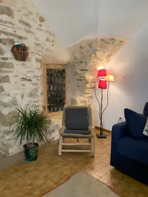 La Source Studio with its private courtyard - Image 4