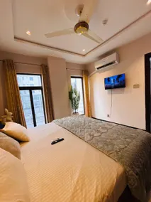 Velora Nest Retreat:Self Check-In Bahria - Image 2