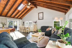 Cabin at Three Square Hollow - Image 3