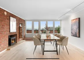 Bright and spacious, close to the city center and train - Image 3