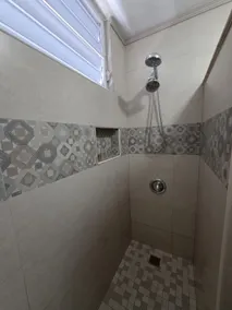 Zoe's Beach House - Image 3