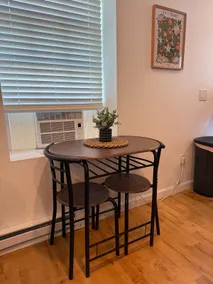 The Suite on Maple - Image 5