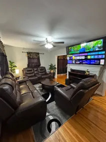 3BR King Beds | 85” TV | 4min to A&T & Downtown - Image 2
